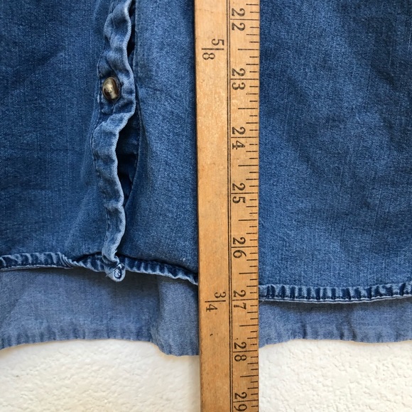 Women's GAP Button Down Chambray Shirt Sz Large L - Picture 11 of 12